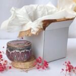 Carry-On Candle - side view - handpoured vegan soy candle by Janki Candles | Świeca Podróżna - widok z boku - ręcznie lana wegańska świeca sojowa Janki Candles