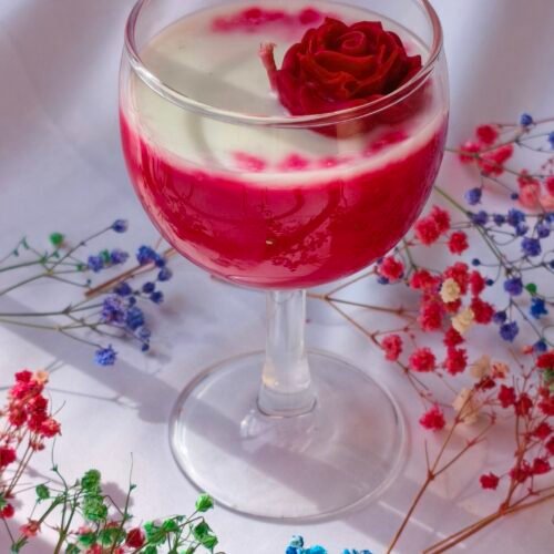 Holiday Spice Cocktail Candle - front view - handpoured vegan soy candle by Janki Candles | Świeca Koktajlowa Świąteczne Przyprawy - widok z przodu - ręcznie lana wegańska świeca sojowa Janki Candles